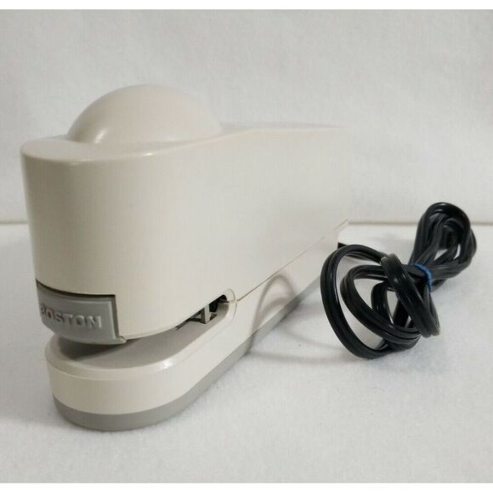 Boston Model 100 Electric Stapler Standard Staples 20 Sheet Tan Clean / Works VG